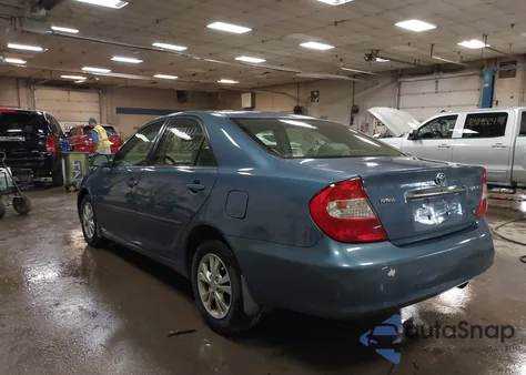 2004 Toyota Camry Le V6 from USA, damaged, VIN 4T1BF32K14U576245